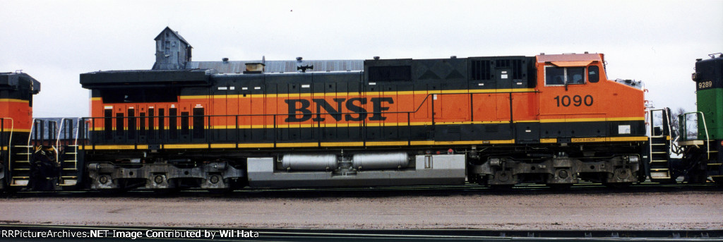 BNSF C44-9W 1090